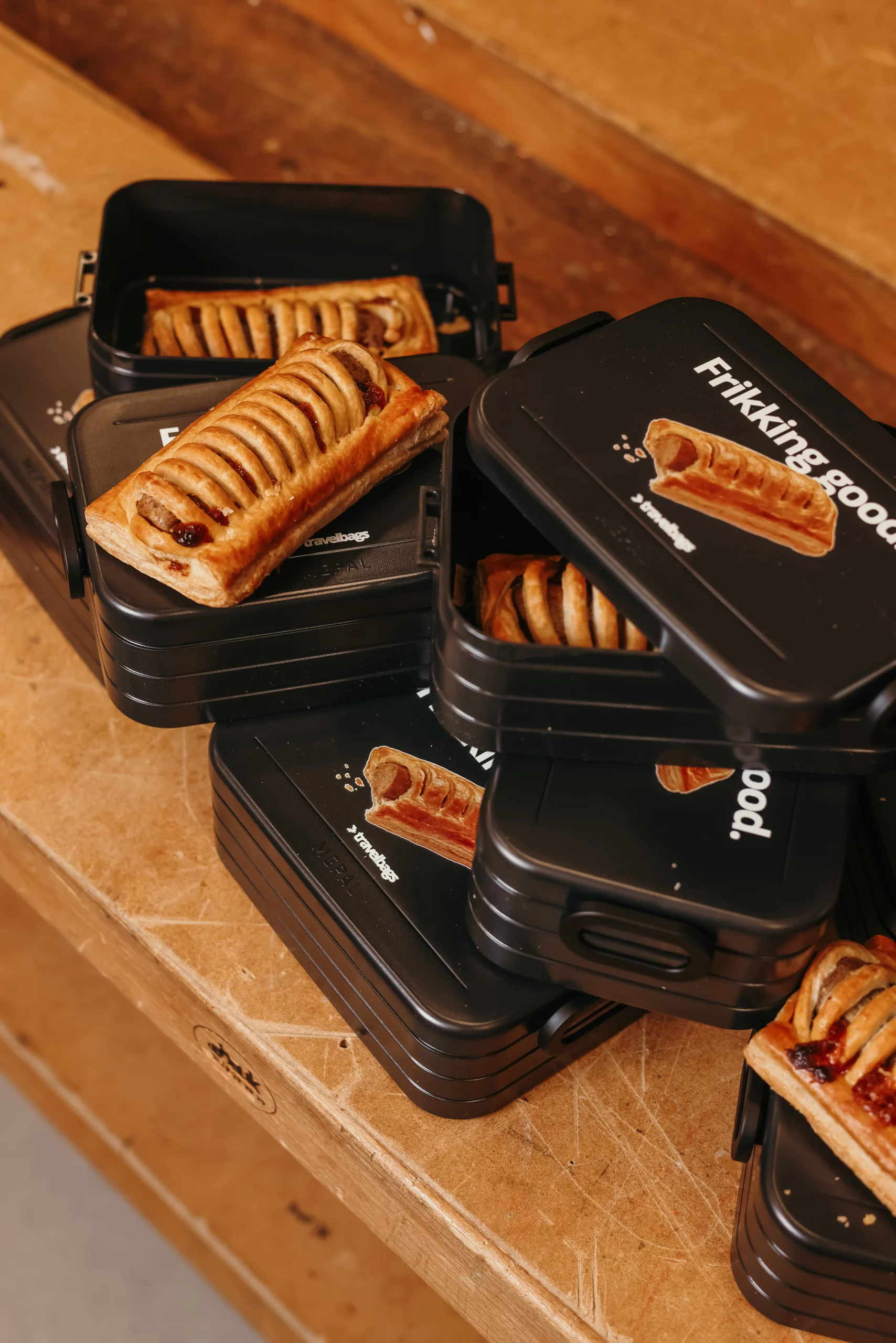 Realisatie broodtrommel voor Travelbags